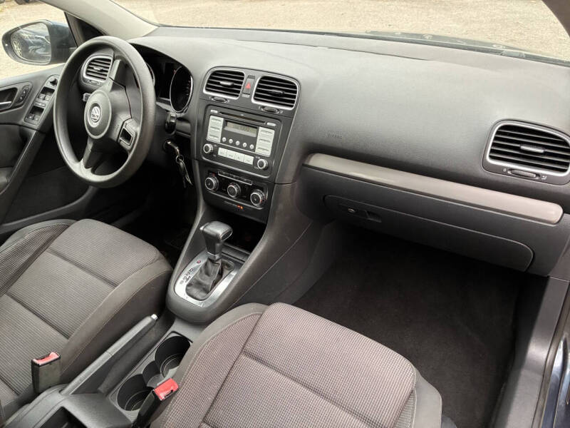 2010 Volkswagen Golf 2.5L PZEV