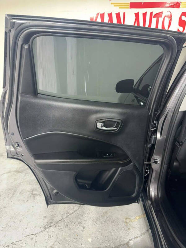 2019 Jeep Compass Sport