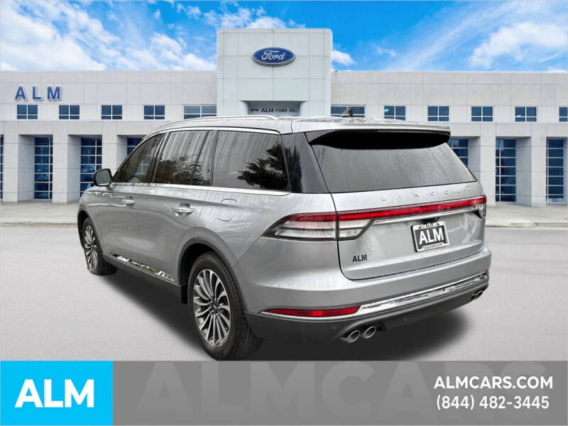 2023 Lincoln Aviator Standard