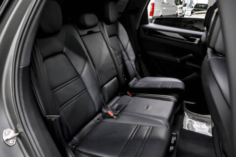 2019 Porsche Cayenne S