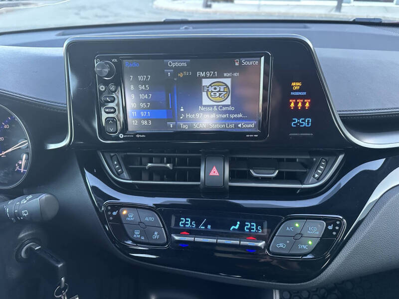 2018 Toyota C-HR XLE Premium