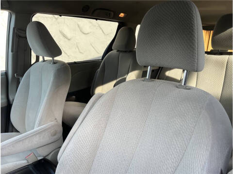 2013 Toyota Sienna
