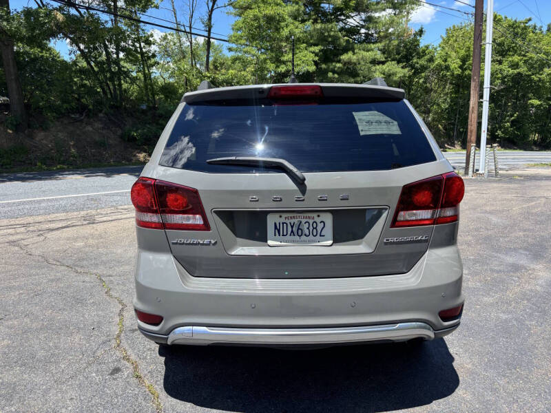 2020 Dodge Journey Crossroad