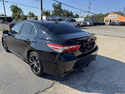 2019 Toyota Camry SE