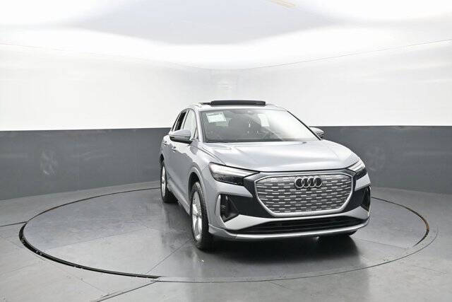 2023 Audi Q4 e-tron quattro Premium Plus 50