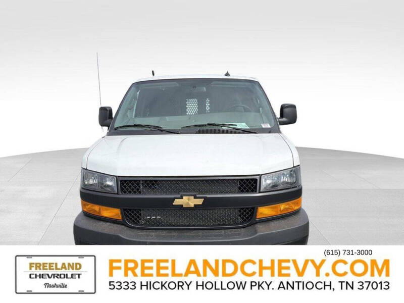 2025 Chevrolet Express 2500