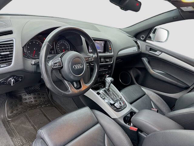 2017 Audi Q5 2.0T quattro Premium Plus