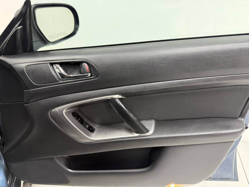 2005 Subaru Outback 2.5i