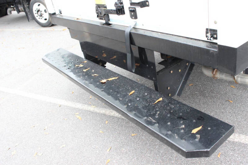 2025 Chevrolet Express 3500