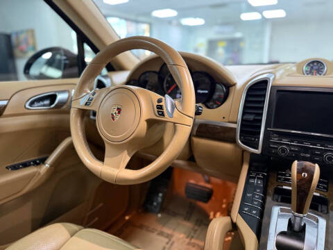 2012 Porsche Cayenne Tiptronic