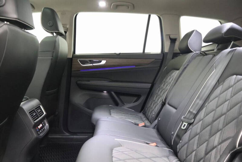 2026 Volkswagen Atlas SEL Premium R-Line 4Motion