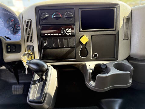 2019 International DuraStar 4300