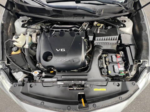 2016 Nissan Maxima 3.5 SR