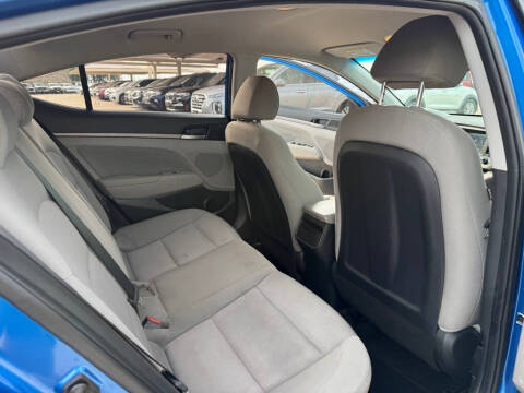 2018 Hyundai Elantra