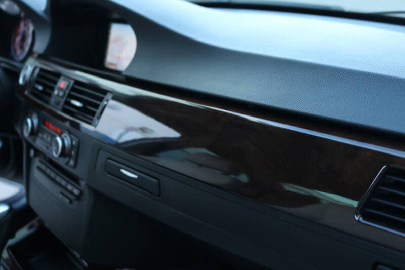 2011 BMW 3 Series 335i