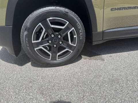 2026 Jeep Cherokee Laredo