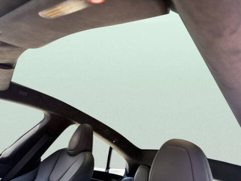 2022 Tesla Model S Plaid
