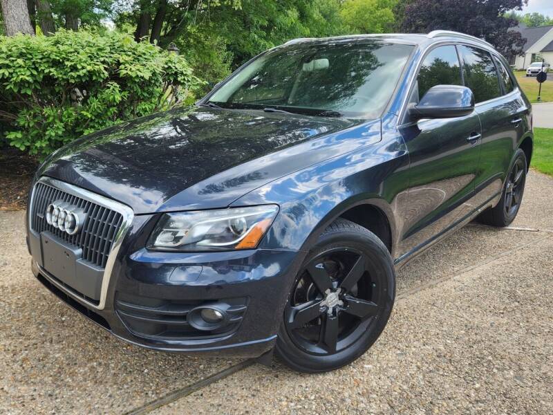 2012 Audi Q5 for sale at AUTO AND PARTS LOCATOR CO. in Carmel IN