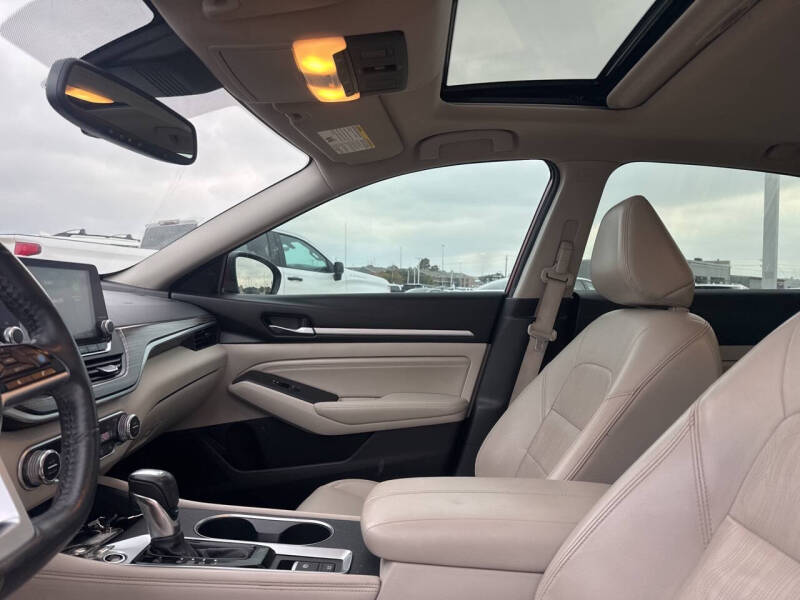 2019 Nissan Altima 2.5 Platinum