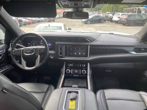 2022 GMC Yukon XL Denali