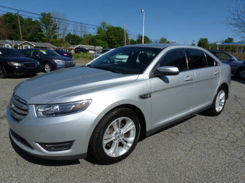 2017 Ford Taurus SEL