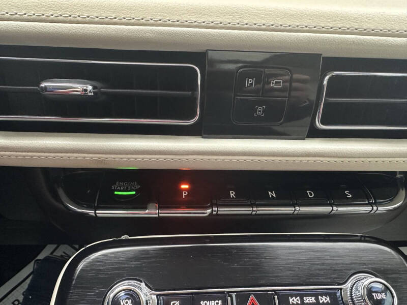 2021 Lincoln Nautilus Black Label