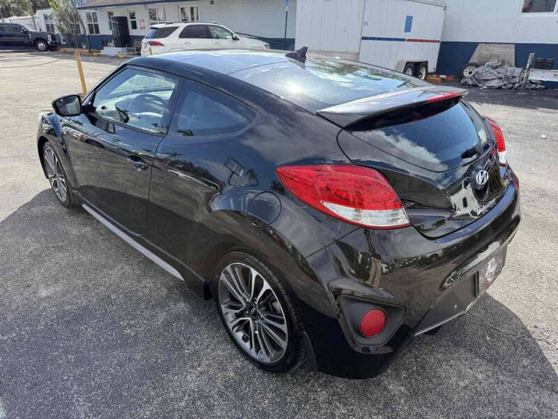 2016 Hyundai Veloster Turbo