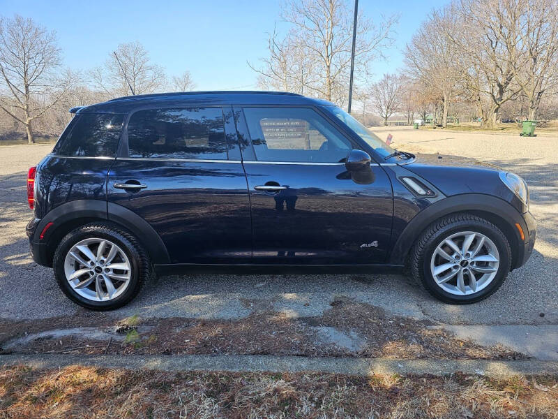 Used 2013 MINI Countryman Countryman S with VIN WMWZC5C56DWP30143 for sale in Terre Haute, IN