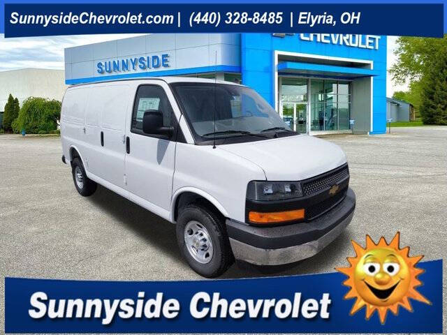 2025 Chevrolet Express Cargo Work Van's photo