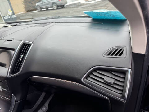 2017 Ford Edge Sport