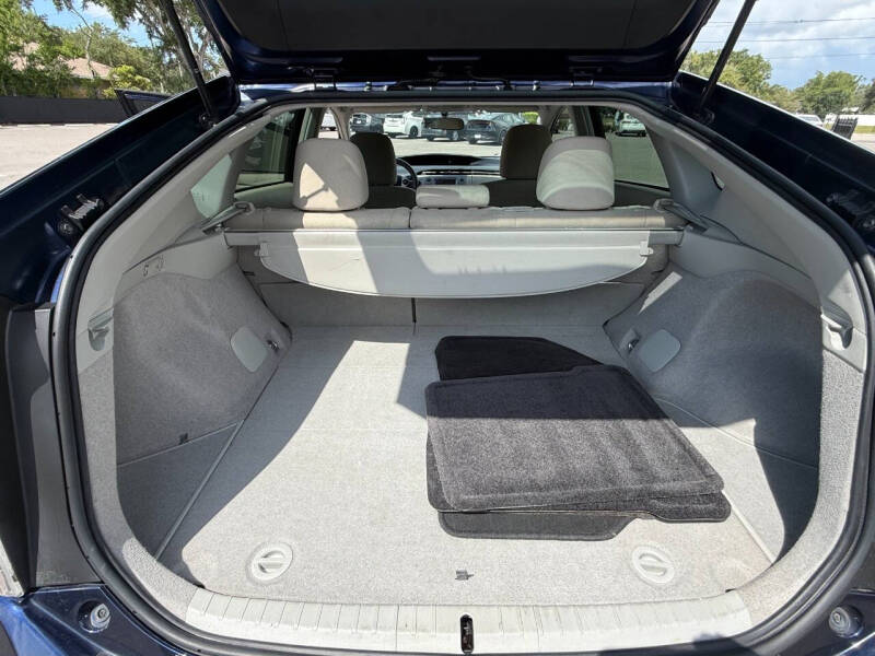 2014 Toyota Prius Two