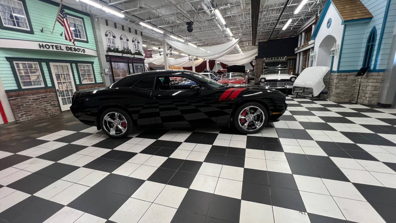 2013 Dodge Challenger 10