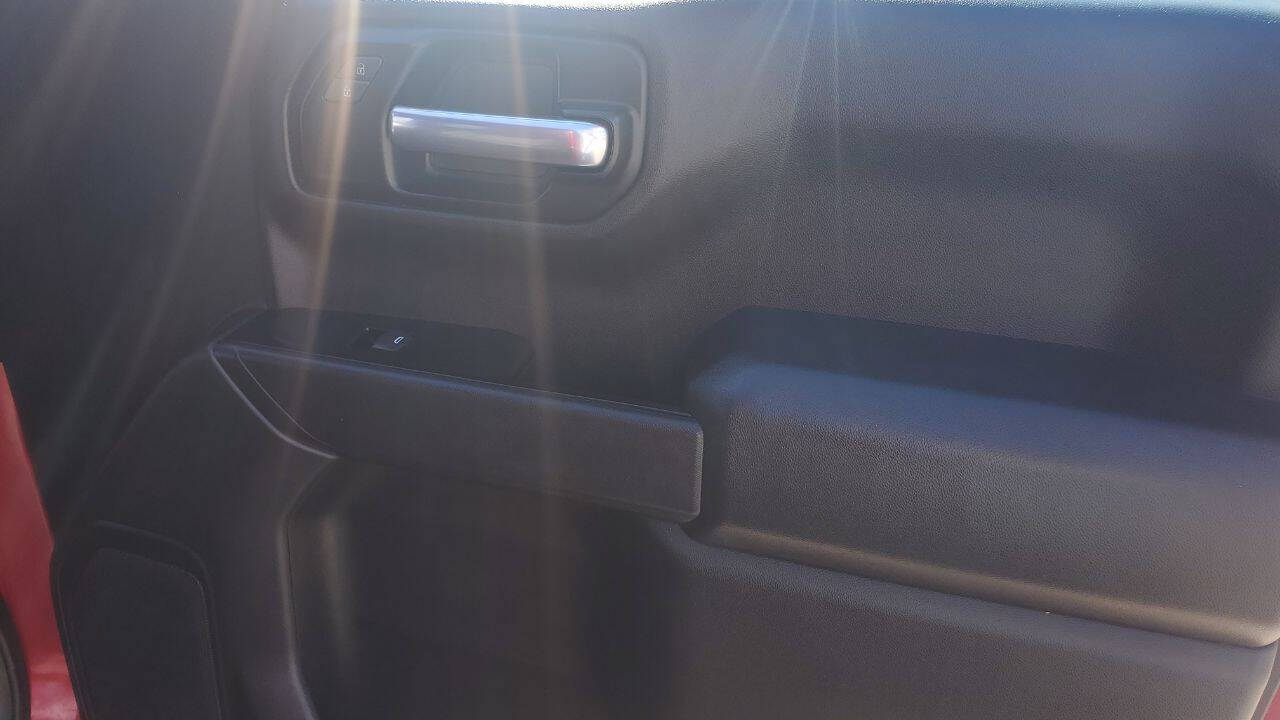 Used Car 2020 Chevrolet Silverado 1500  Custom 4x4 4dr Crew Cab 5.8 Ft. Sb For Sale Under $30,000 In San Antonio, Texas