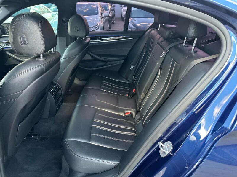 2019 BMW 5 Series 540i