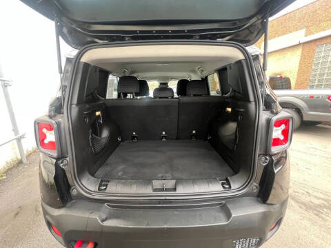 2017 Jeep Renegade Trailhawk