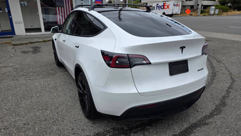 2024 Tesla Model Y Long Range