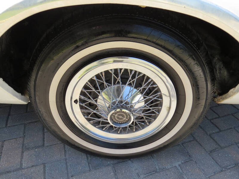 1977 Ford Thunderbird