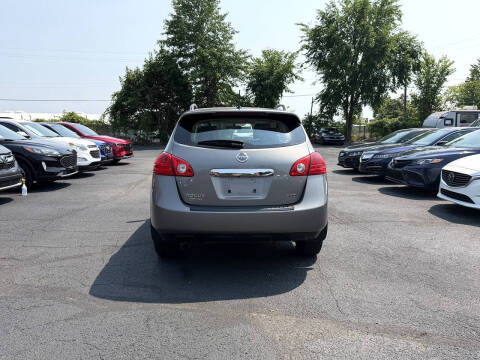 2014 Nissan Rogue Select S