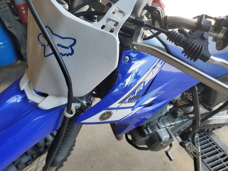 2000 Yamaha TT-R230