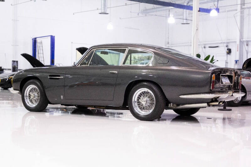 1966 Aston Martin DB6