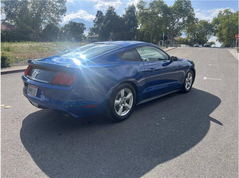 2017 Ford Mustang V6
