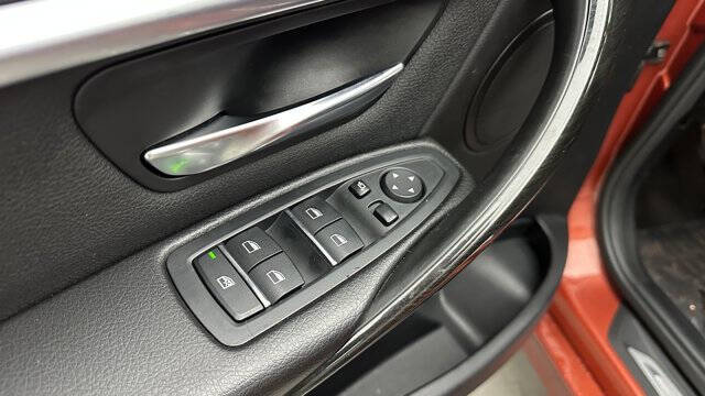 2018 BMW 3 Series 330i