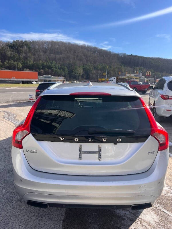 2015 Volvo V60 T5 Drive-E Premier Plus