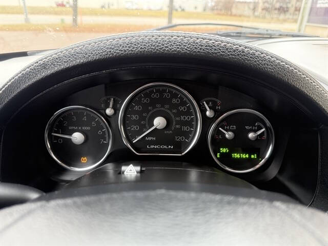 2008 Lincoln Mark LT