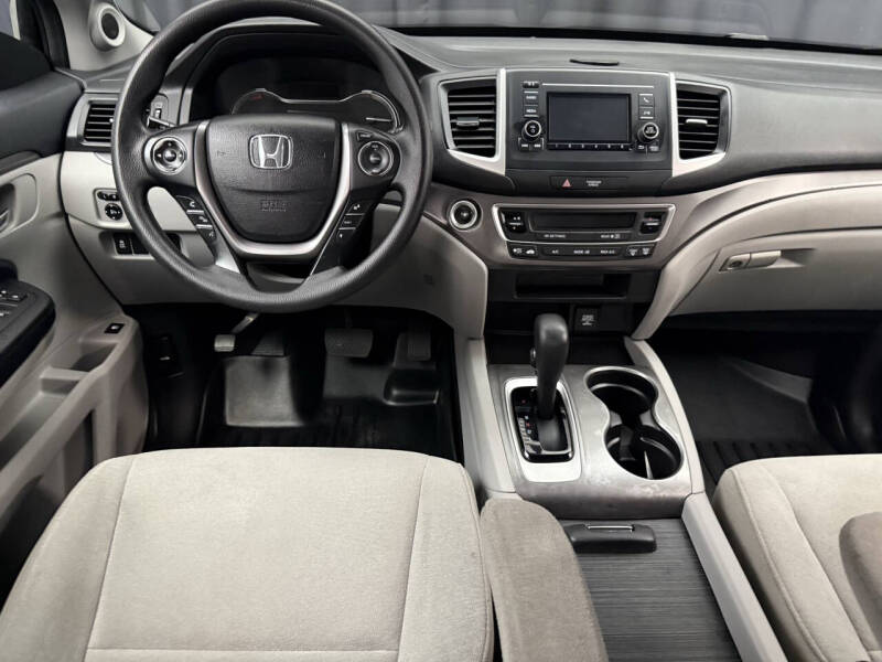 2017 Honda Pilot LX