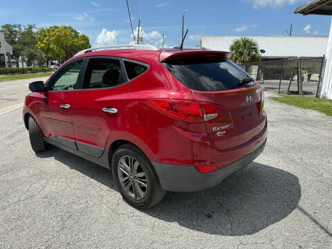 2015 Hyundai Tucson SE
