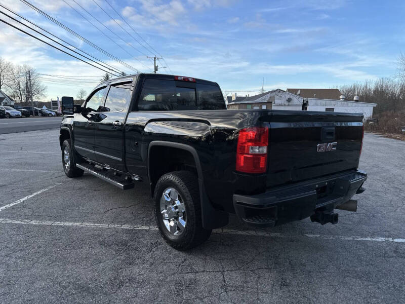 2017 GMC Sierra 3500HD Denali