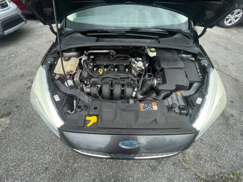 2017 Ford Focus SE