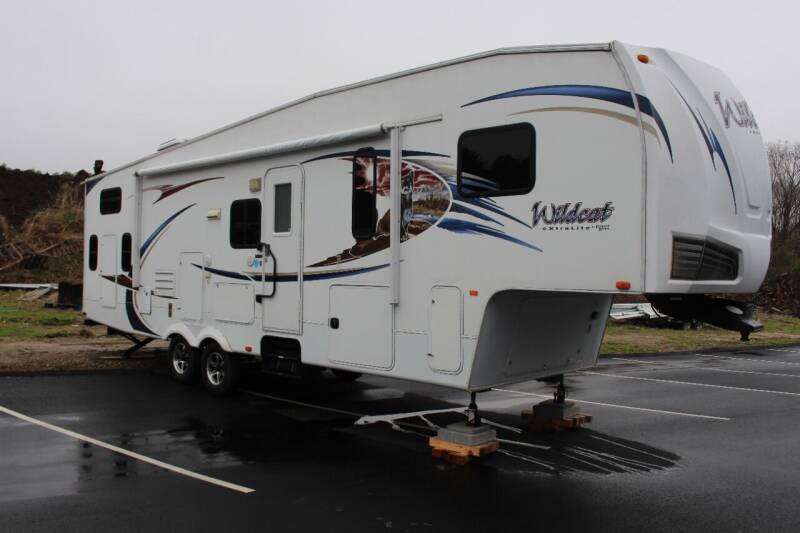 2011 Forest River Wildcat extralite for sale in Walpole, MA
