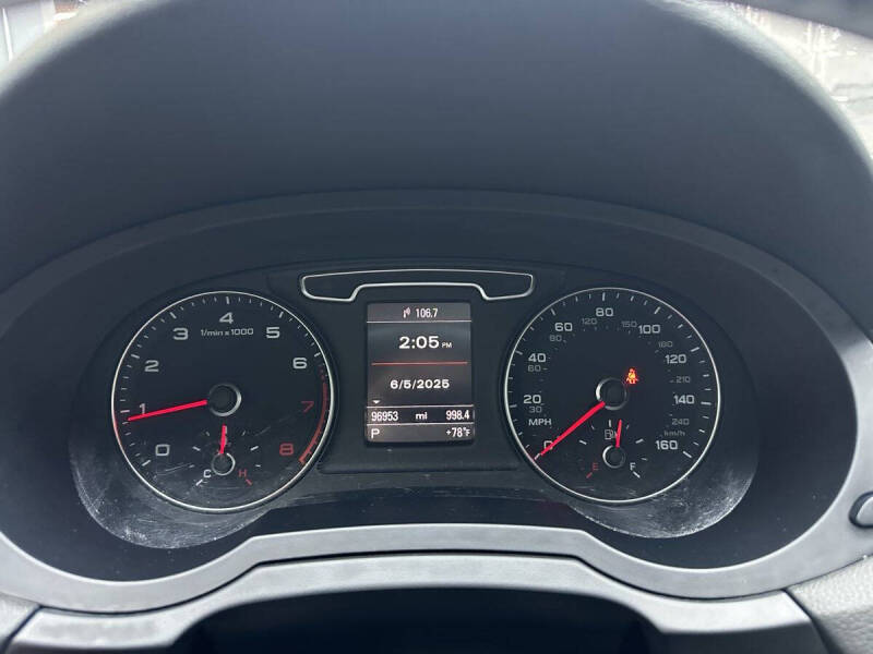 2015 Audi Q3 2.0T quattro Prestige